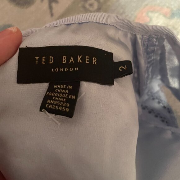 Ted Baker size 2 floral top - Picture 4 of 4